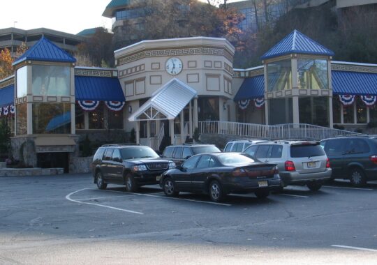 Six Brothers Diner